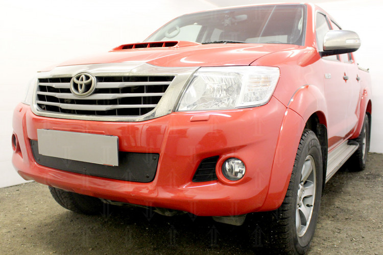 Сетка защитная в бампер зимний пакет Strelka Toyota Hilux FL 2011-2015 Сетка защитная в бампер зимний пакет Strelka → TOYHIL11 :: TUNING`Leader /img9