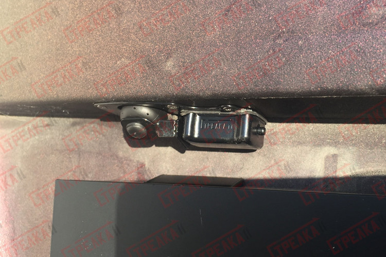Защита камеры заднего вида Стрелка Nissan Qashqai+2 2008-2013 Защита камеры заднего вида Стрелка → 29269040-360 :: TUNING`Leader /img3