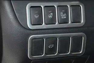 Накладка на боковую панель управления (2 элемента) OEM-Tuning CNT17-15HLD-064: Toyota Highlander 2014-2016, Toyota Highlander FL 2017-2019 > TUNING`Leader Накладка на боковую панель управления (2 элемента) OEM-Tuning Toyota Highlander 2014-2016, Toyota Highlander FL 2017-2019 > TUNINGLeader.ru
