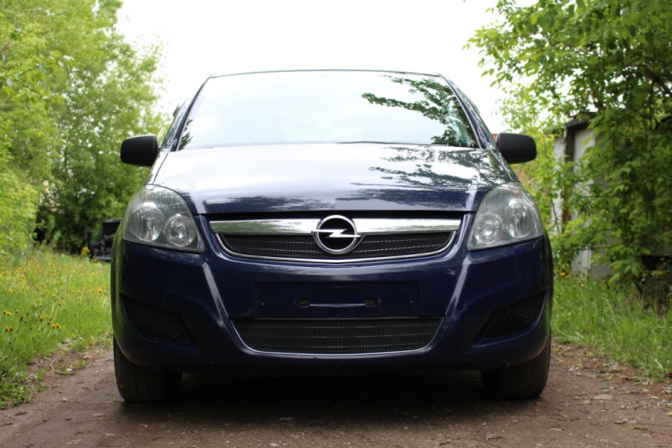 Сетка защитная в бампер Standart черный Strelka → OZAFB :: TUNING`Leader /img3