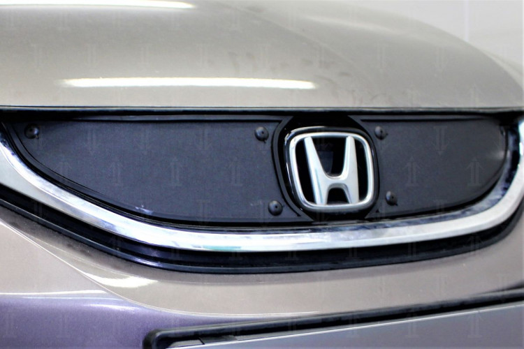 Сетка защитная в бампер зимний пакет Strelka Honda Civic HB 2012-2017, Honda Civic SD 2012-2017, Honda Civic SW 2012-2017 Сетка защитная в бампер зимний пакет Strelka → HONCIV13 :: TUNING`Leader /img11