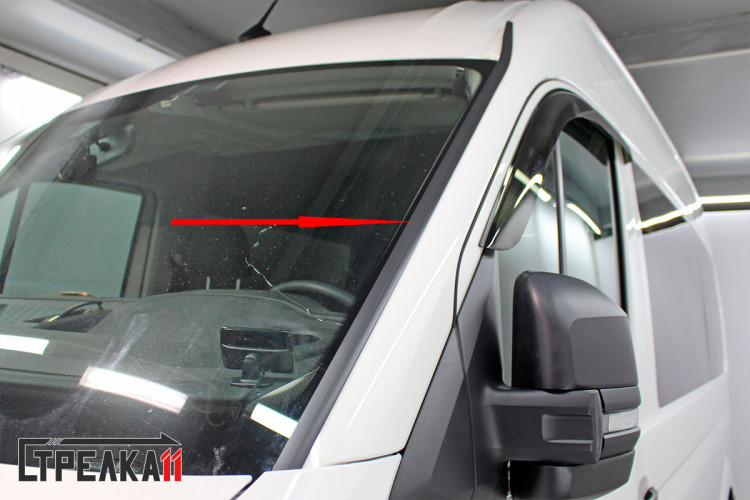 Водосток (дефлектор) лобового стекла Strelka Volkswagen Crafter 2017- Водосток (дефлектор) лобового стекла Strelka → 156.ST2 :: TUNING`Leader /img3