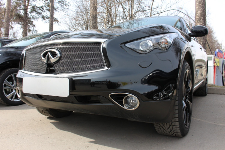 Сетка защитная в бампер Premium черный Strelka → INFQX70.FCW.PREMIUM.DT.bot.black :: TUNING`Leader /img5