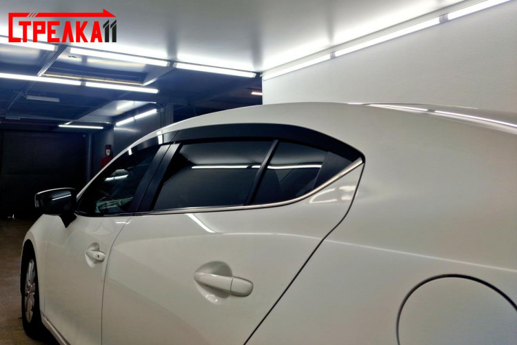 Дефлекторы на окна тонированные 2D Strelka Mazda 3 2013-2016, Mazda 3 FL 2016-2018 Дефлекторы на окна тонированные 2D Strelka → 2D237-4.S11 :: TUNING`Leader /img5