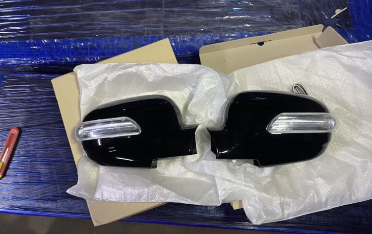 Корпуса боковых зеркал с повторителем Genesis Style Kabis (цвет черный - EB) Hyundai Santa Fe 2001-2006, Hyundai Santa Fe ТагАЗ 2006-2011 Корпуса боковых зеркал с повторителем Genesis Style Kabis (цвет черный - EB) → :: TUNING`Leader /img2