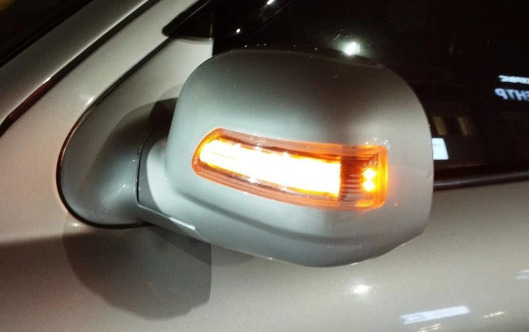 Корпуса боковых зеркал с повторителем Genesis Style Kabis (цвет черный - EB) Hyundai Santa Fe 2001-2006, Hyundai Santa Fe ТагАЗ 2006-2011 Корпуса боковых зеркал с повторителем Genesis Style Kabis (цвет черный - EB) → :: TUNING`Leader /img6