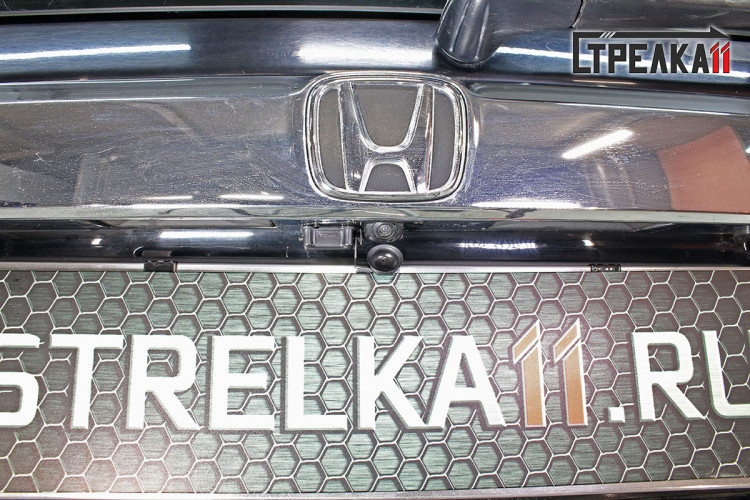 Защита камеры заднего вида Стрелка Honda Pilot 2009-2015 Защита камеры заднего вида Стрелка → 14296045 :: TUNING`Leader /img10