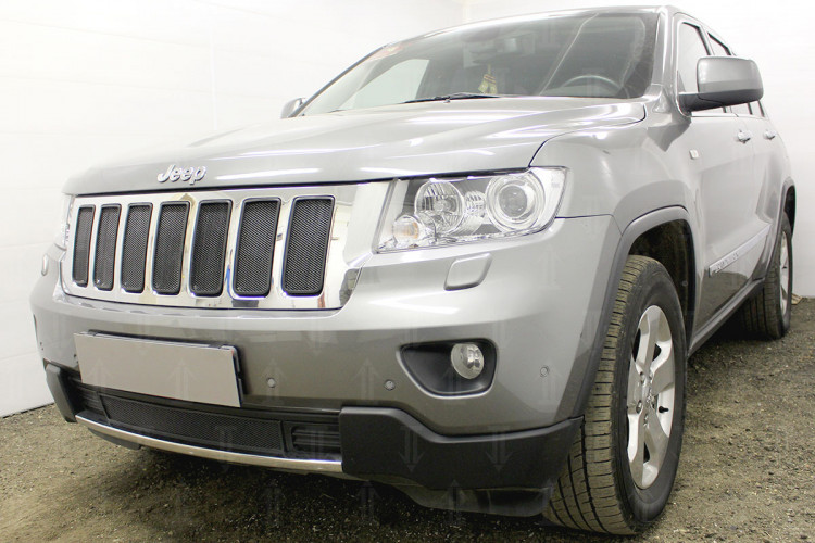 Сетка защитная в решетку радиатора Standart черный Strelka Jeep Grand Cherokee 2010-2013 Сетка защитная в решетку радиатора Standart черный Strelka → JGCH10.top.black :: TUNING`Leader /img1