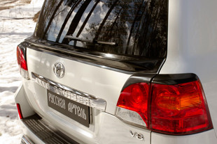 Спойлер крышки багажника Русская Артель ST-074500: Toyota Land Cruiser 200 FL 2012-2015 > TUNING`Leader Спойлер крышки багажника Русская Артель Toyota Land Cruiser 200 FL 2012-2015 > TUNINGLeader.ru