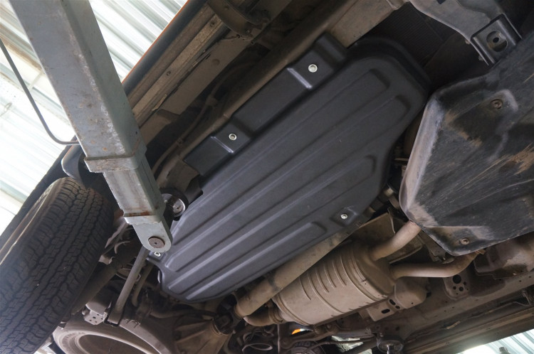 Защита топливного бака композит 8 мм. АВС-Дизайн Toyota Land Cruiser 200 FL 2015-2021, Toyota Land Cruiser 200 2007-2012, Lexus LX570 FL 2014-2015 и еще др. 3 моделей Защита топливного бака композит 8 мм. АВС-Дизайн → 24.99k :: TUNING`Leader /img1