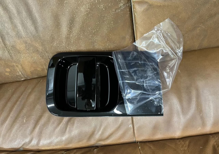 Ручки дверей внешние Mobis (RB5 - Timeless Black) Hyundai Grand Starex (H-1) 2007-2015, Hyundai Grand Starex (H-1) FL 2015-2017, Hyundai Grand Starex Urban (H-1) 2018- Ручки дверей внешние Mobis (RB5 - Timeless Black) → 826504H050P2S :: TUNING`Leader /img5