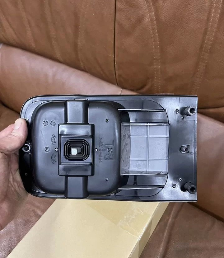 Ручки дверей внешние Mobis (RB5 - Timeless Black) Hyundai Grand Starex (H-1) 2007-2015, Hyundai Grand Starex (H-1) FL 2015-2017, Hyundai Grand Starex Urban (H-1) 2018- Ручки дверей внешние Mobis (RB5 - Timeless Black) → 826504H050P2S :: TUNING`Leader /img6
