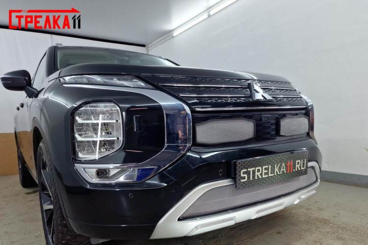 Сетка защитная в бампер Standart хром Strelka Mitsubishi Outlander 2022- Сетка защитная в бампер Standart хром Strelka → MITOUT22.bot.chrome :: TUNING`Leader /img3