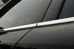 Стальные молдинги на окна дверей (низ) Omsa Line Skoda Fabia 2007-2010, Skoda Fabia FL 2010-2015 > TUNINGLeader.ru