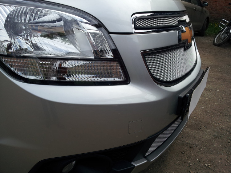 Сетка защитная в бампер Standart хром Strelka Chevrolet Orlando 2011- Сетка защитная в бампер Standart хром Strelka → CHORL :: TUNING`Leader /img3
