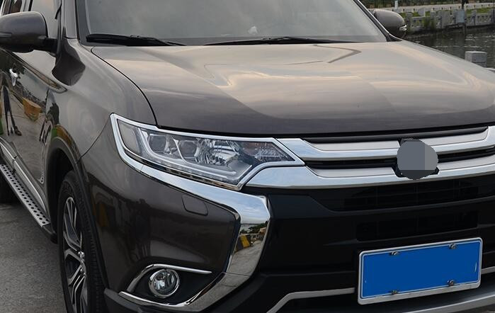 Хромированные накладки на передние фары OEM-Tuning Mitsubishi Outlander FL 2015-2018, Mitsubishi Outlander FL 2019-2022 Хромированные накладки на передние фары OEM-Tuning → CNT24-16OT-013 :: TUNING`Leader /img2