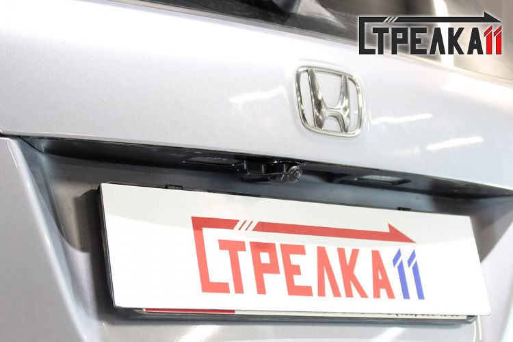 Защита камеры заднего вида Стрелка Honda Pilot 2016- Защита камеры заднего вида Стрелка → 14296048-360 :: TUNING`Leader /img4