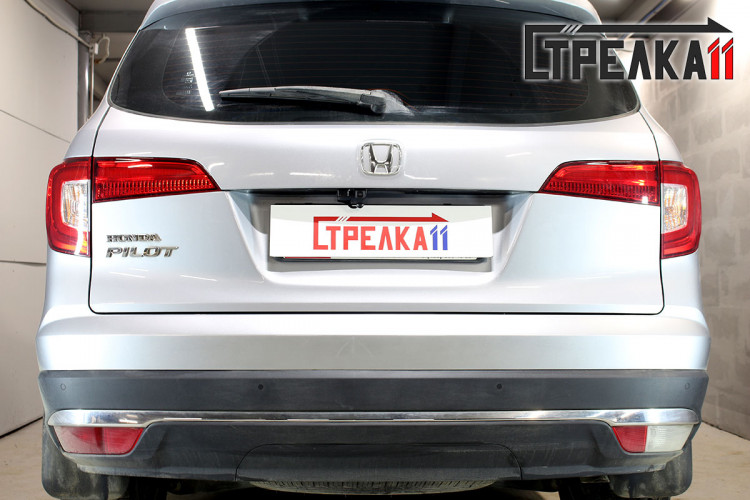 Защита камеры заднего вида Стрелка Honda Pilot 2016- Защита камеры заднего вида Стрелка → 14296048-360 :: TUNING`Leader /img11