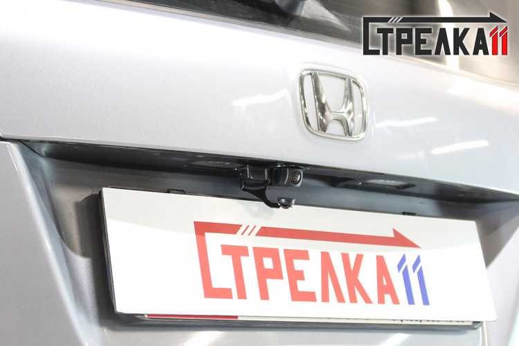 Защита камеры заднего вида Стрелка Honda Pilot 2016- Защита камеры заднего вида Стрелка → 14296048-360 :: TUNING`Leader /img13