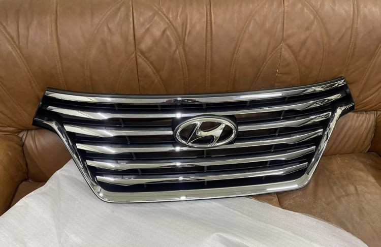 Решетка радиатора Grand Starex Urban Mobis Hyundai Grand Starex Urban (H-1) 2018- Решетка радиатора Grand Starex Urban Mobis → 865604H710 :: TUNING`Leader /img1