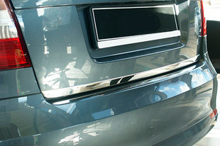 Стальная накладка на кромку багажника зеркальная Croni Skoda Octavia III 2013-2017, Skoda Octavia III FL 2017-2020 > TUNINGLeader.ru