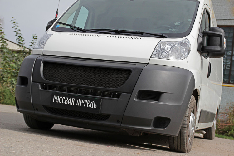 Решётка радиатора с черной сеткой Русская Артель → RRFD-019650 :: TUNING`Leader /img1