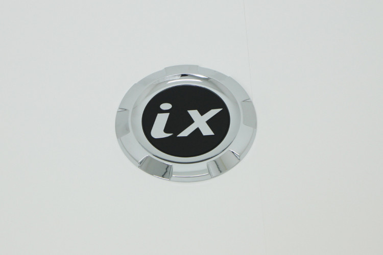 Хромированная накладка на лючок бензобака Autoclover Hyundai ix35 2009-2013, Hyundai ix35 FL 2013-2015 Хромированная накладка на лючок бензобака Autoclover → B346 :: TUNING`Leader /img2