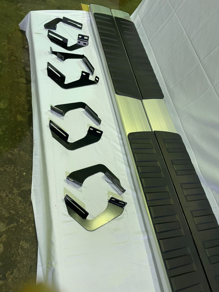 Пороги боковые OEM-Tuning → 23.COMX.17.65 :: TUNING`Leader /img9