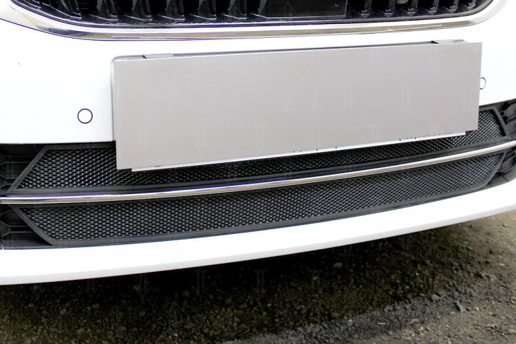 Сетка защитная в бампер Standart черный Strelka → SKA7.17.black :: TUNING`Leader /img4