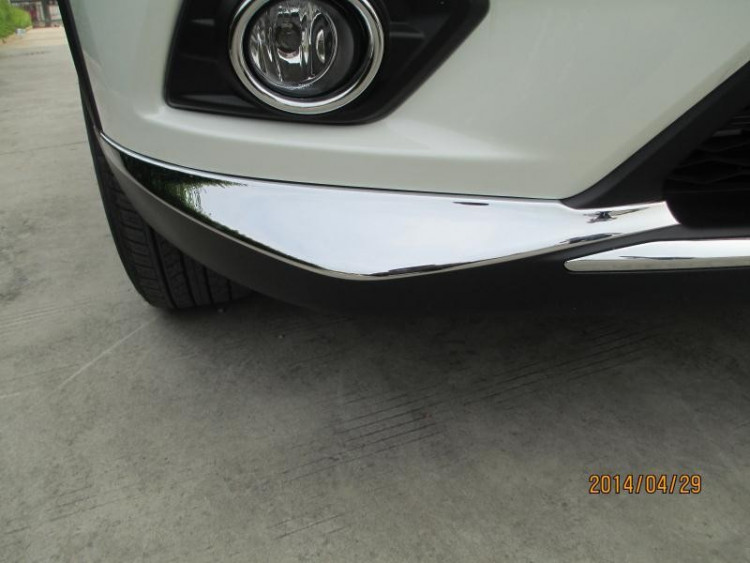 Хромированные накладки на передний бампер OEM-Tuning Nissan X-Trail 2014-2018, Nissan X-Trail FL 2018-2021 Хромированные накладки на передний бампер OEM-Tuning → CNT18-14QJ-022 :: TUNING`Leader /img3