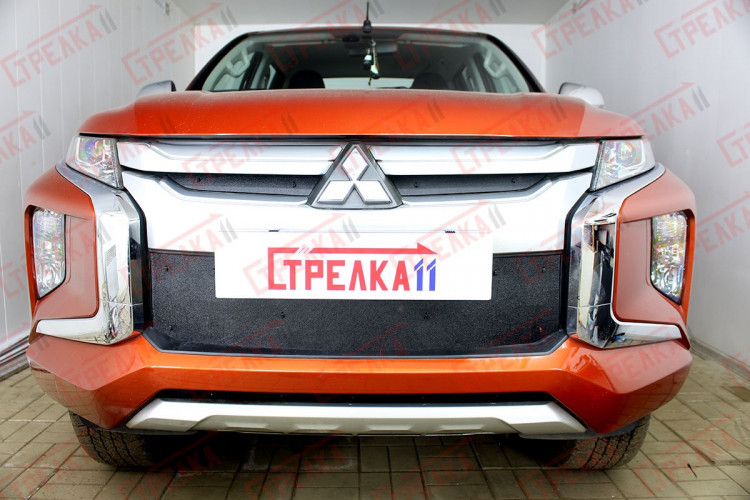 Зимняя защита радиатора на стяжке Strelka → ZZ.MITL200V19.bot :: TUNING`Leader /img2