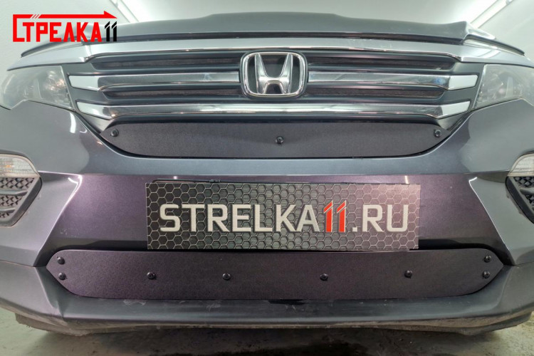Сетка защитная в бампер зимний пакет Strelka → HPIL15.bot :: TUNING`Leader /img9