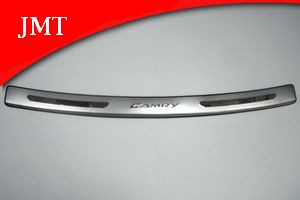 Стальная накладка на площадку заднего бампера JMT 24329: Toyota Camry 2006-2011 > TUNING`Leader Стальная накладка на площадку заднего бампера JMT Toyota Camry 2006-2011 > TUNINGLeader.ru