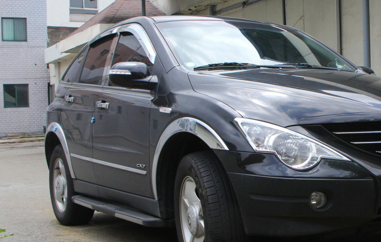 Дефлекторы на окна хромированные Autoclover (4 элемента) SsangYong Actyon 2005-2011 Дефлекторы на окна хромированные Autoclover (4 элемента) → A447 :: TUNING`Leader /img2