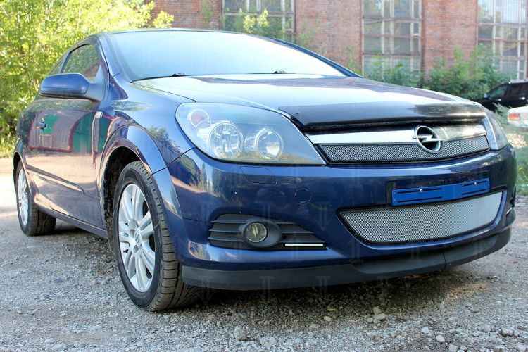 Сетка защитная в бампер Standart хром Strelka Opel Astra H SD 2007-2014, Opel Astra H HB 2007-2014, Opel Astra H SW 2007-2014 Сетка защитная в бампер Standart хром Strelka → OPASH06.5D :: TUNING`Leader /img3
