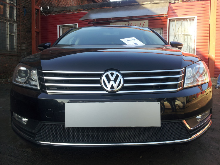 Сетка защитная в бампер Standart черный Strelka → WVB7.black :: TUNING`Leader /img1