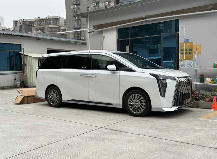 Дефлекторы на окна хромированные Autoclover (8 элементов) GAC Trumpchi M8 2022- Дефлекторы на окна хромированные Autoclover (8 элементов) → E119 :: TUNING`Leader /img2