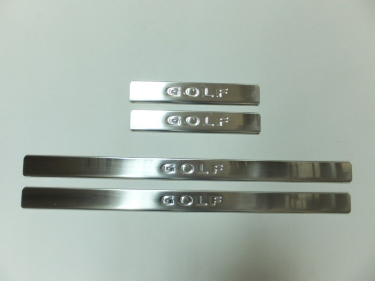 Накладки на пороги стальные Omsa Line Volkswagen Golf HB 2013-2016, Volkswagen Golf SW 2013-2016, Volkswagen Golf FL HB 2016-2019 Накладки на пороги стальные Omsa Line → 7515091 :: TUNING`Leader /img1
