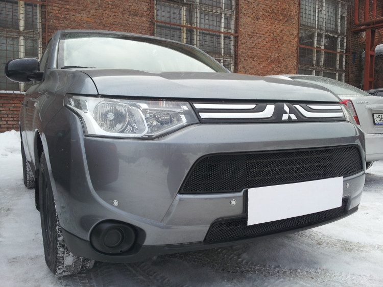Сетка защитная в бампер Standart черный Strelka → MITOUT3.black :: TUNING`Leader /img1