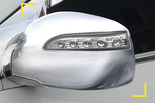 Хромированные накладки на зеркала с поворотником Kyoungdong K-337: Hyundai ix35 2009-2013, Hyundai ix35 FL 2013-2015 > TUNING`Leader Хромированные накладки на зеркала с поворотником Kyoungdong Hyundai ix35 2009-2013, Hyundai ix35 FL 2013-2015 > TUNINGLeader.ru
