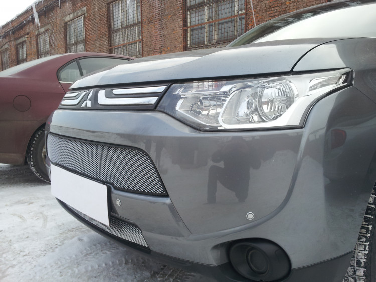 Сетка защитная в бампер Standart хром Strelka Mitsubishi Outlander 2012-2014 Сетка защитная в бампер Standart хром Strelka → MITOUT3.chrome :: TUNING`Leader /img4