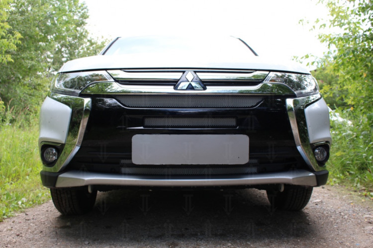 Сетка защитная в бампер Standart хром Strelka Mitsubishi Outlander FL 2015-2018 Сетка защитная в бампер Standart хром Strelka → MITOUT15.cam.chrome :: TUNING`Leader /img1
