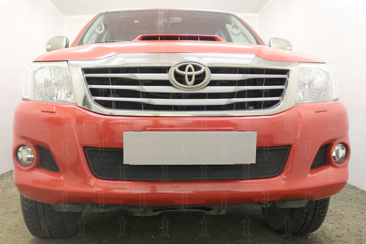 Сетка защитная в бампер Standart черный Strelka Toyota Hilux FL 2011-2015 Сетка защитная в бампер Standart черный Strelka → TOYHIL11.black :: TUNING`Leader /img2